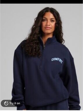 NWOT Unisex Comfrt sweatshirt varsity Quarter zip size medium color navy (411)